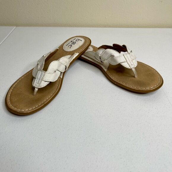 BOC Born Concepts White Faux Leather Thong Sandals Flip Flops Slides Women 9 - Picture 2 of 13
